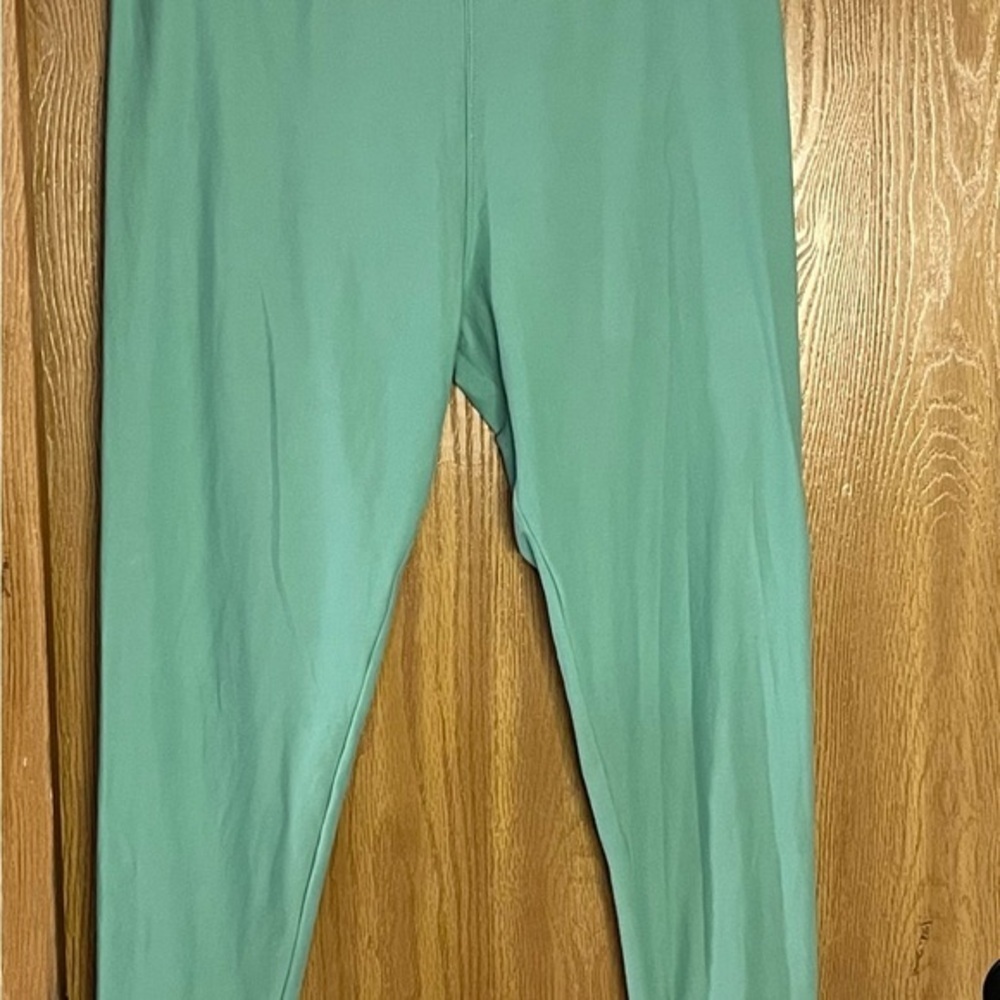 LuLaRoe Green Leggings